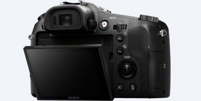 SONY RX10 CAMERA WITH  24–200MM F2.8 LENS DSCRX10/B