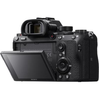 Sony α7R III 35mm Full-frame Camera With Autofocus - ILCE7RM3/B